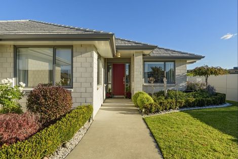 Photo of property in 12 Vantage Place, Omokoroa, 3114