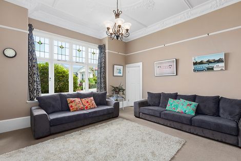 Photo of property in 1 Granville Terrace, Belleknowes, Dunedin, 9011