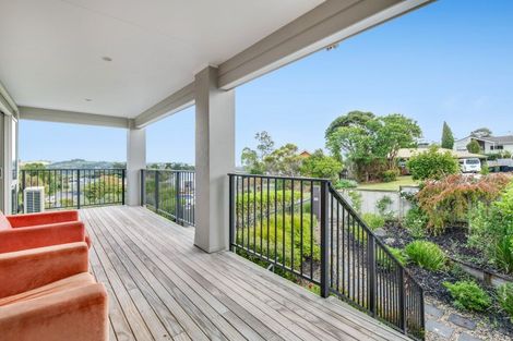 Photo of property in 3a Melia Place, Stanmore Bay, Whangaparaoa, 0932