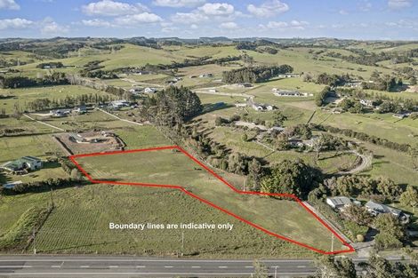 Photo of property in 750 Kaipara Coast Highway, Kaukapakapa, 0871