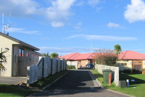 Photo of property in 9 Lamia Grove, Papamoa Beach, Papamoa, 3118