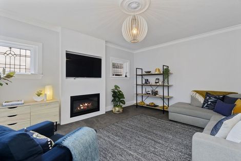 Photo of property in 49 Paparoa Street, Papanui, Christchurch, 8053