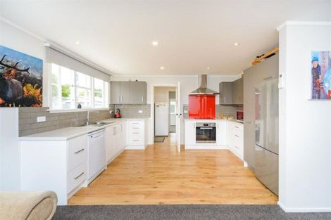 Photo of property in 9 Bull Street, Bulls, 4818