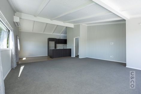 Photo of property in 19 Maude Street, Riverhead, 0820