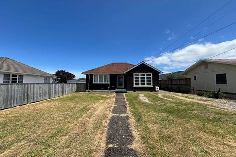 Photo of property in 14 Mccurdy Street, Elderslea, Upper Hutt, 5018