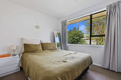 Photo of property in 42 Chedworth Avenue, Bishopdale, Christchurch, 8053