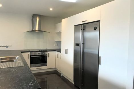 Photo of property in 4 Dale Street, Lower Vogeltown, New Plymouth, 4310