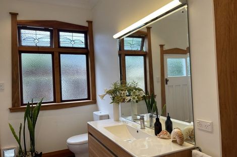 Photo of property in 57 Nevay Road, Miramar, Wellington, 6022