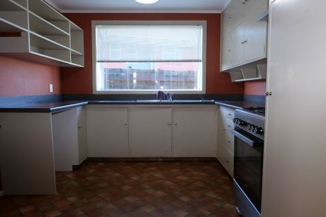 Photo of property in 115 Gloaming Hill, Titahi Bay, Porirua, 5022