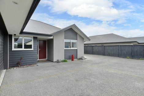 Photo of property in 25a Epsom Drive, Rangiora, 7400