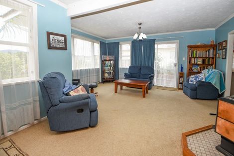 Photo of property in 19 Taverner Street, Carterton, 5713