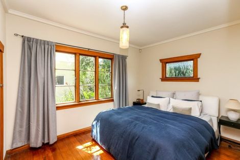 Photo of property in 180 Brooklands Road, Vogeltown, New Plymouth, 4310
