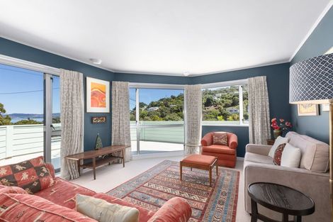 Photo of property in 15 Kaitawa Road, York Bay, Lower Hutt, 5013