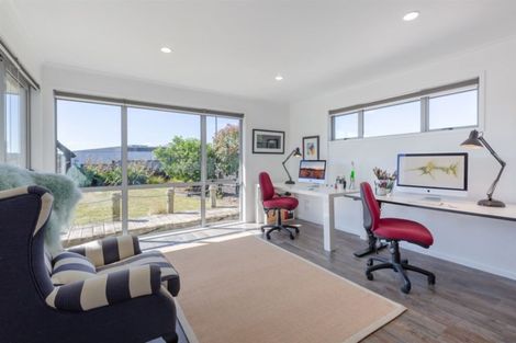 Photo of property in 9 Te Aroha Place, Mapua, 7005