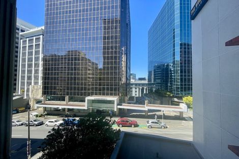 Photo of property in Terrace Garden Apartments, 2e/120 The Terrace, Wellington Central, Wellington, 6011