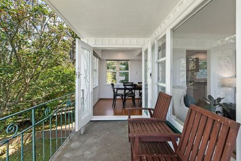 Photo of property in 26 Stewart Drive, Newlands, Wellington, 6037