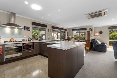 Photo of property in 4 Sea Dune Place, Ruakaka, 0116