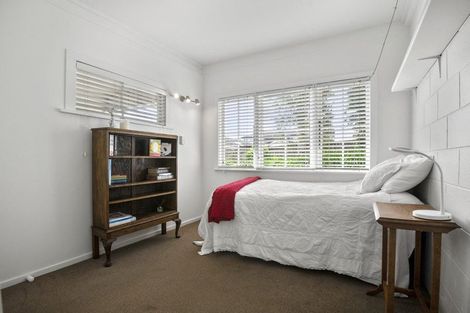 Photo of property in 8a Quest Terrace, Mount Roskill, Auckland, 1041