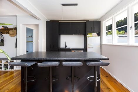 Photo of property in 43 Gillespies Road, Birchville, Upper Hutt, 5018