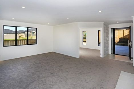 Photo of property in 2 Lippiatt Crescent, Pokeno, 2402