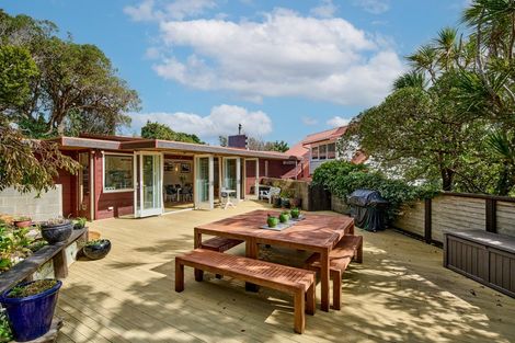 Photo of property in 90 Sefton Street, Wadestown, Wellington, 6012