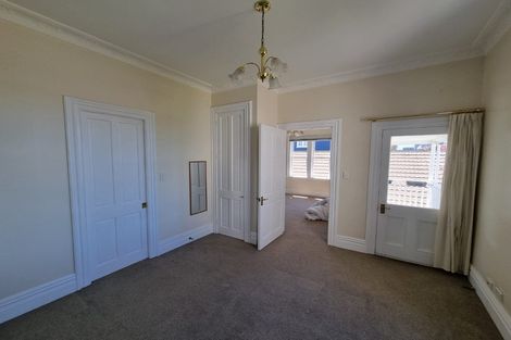 Photo of property in 253 The Terrace, Te Aro, Wellington, 6011