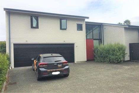 Photo of property in 1f Eversleigh Road, Belmont, Auckland, 0622