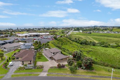 Photo of property in 39 Browns Drive, Waihi Beach, 3611