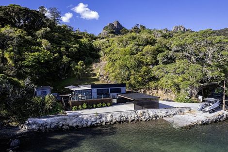 Photo of property in 126 Reotahi Road, Whangarei Heads, Whangarei, 0174