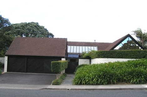 Photo of property in 25 Clifton Road, Hauraki, Auckland, 0622