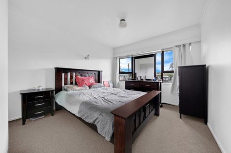 Photo of property in 3/2 Ferguson Street, Manurewa East, Auckland, 2102