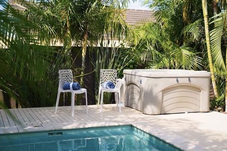 Photo of property in 42a Livingstone Street, Westmere, Auckland, 1022