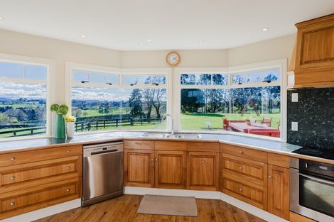 Photo of property in 170 Foster Road, Temple View, Hamilton, 3290