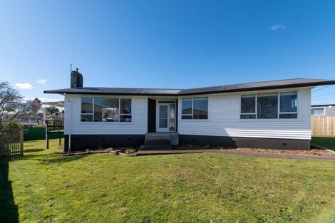 Photo of property in 14 Elliott Crescent, Owhata, Rotorua, 3010