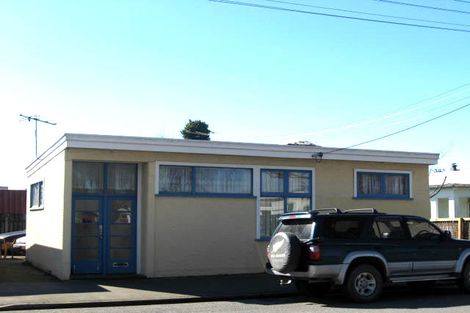 Photo of property in 19 Park Road, Carterton, 5713