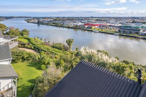 Photo of property in 34 Hipango Terrace, Durie Hill, Whanganui, 4500
