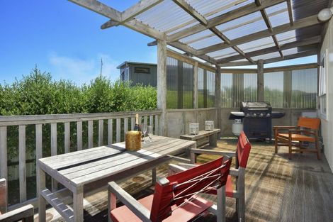 Photo of property in 20 Kahawai Street, Mahia, 4198