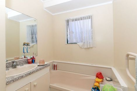 Photo of property in 177 Hakanoa Street, Huntly, 3700