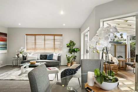 Photo of property in 1/137 Nile Road, Milford, Auckland, 0620