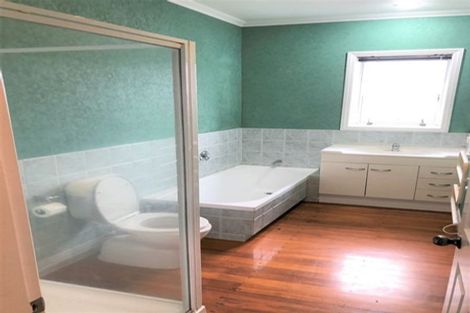 Photo of property in 140 Cashmere Avenue, Khandallah, Wellington, 6035