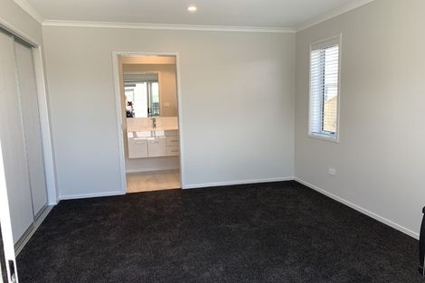 Photo of property in 180 Te Okuroa Drive, Papamoa, 3118