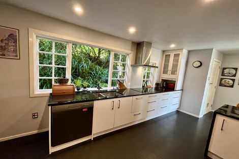 Photo of property in 50 Rodrigo Road, Kilbirnie, Wellington, 6022