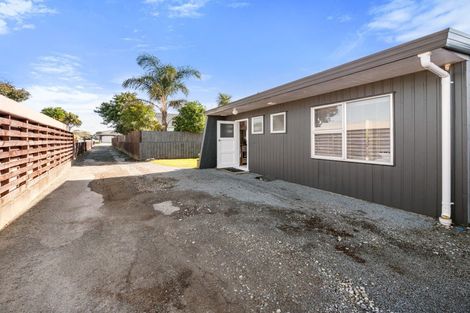 Photo of property in 1/18 Gobray Crescent, Mount Maunganui, 3116