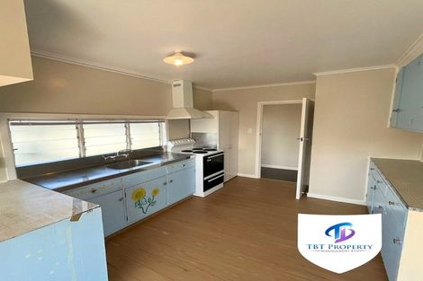 Photo of property in 2/291 Rangatira Road, Beach Haven, Auckland, 0626
