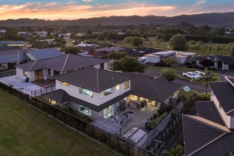 Photo of property in 32 Noble Johnston Drive, Katikati, 3129