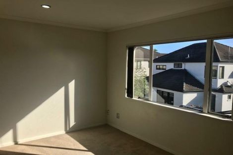 Photo of property in 29 Coachman Drive, Flat Bush, Auckland, 2016