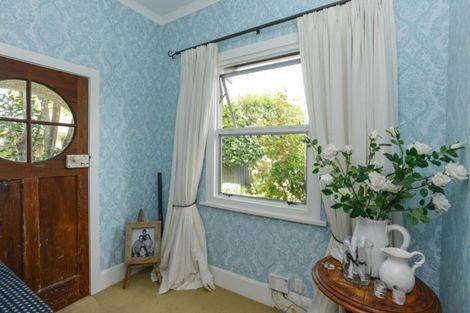 Photo of property in 204 Davis Street, Saint Leonards, Hastings, 4120