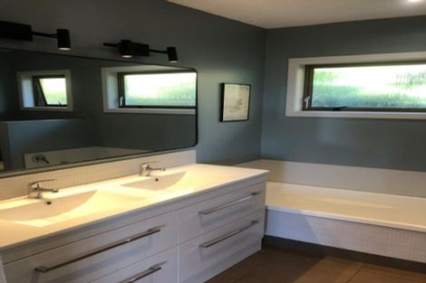 Photo of property in 27 Tresillian Avenue, Marybank, Nelson, 7010