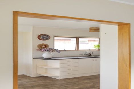 Photo of property in 27 Hookey Drive, Te Puke, 3119