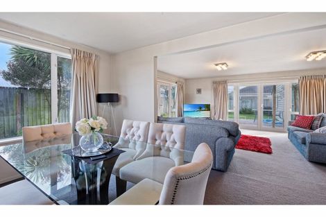 Photo of property in 6a Pandora Street, North New Brighton, Christchurch, 8083